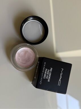 Mac Pro Longwear Paint Pot Princess Cut